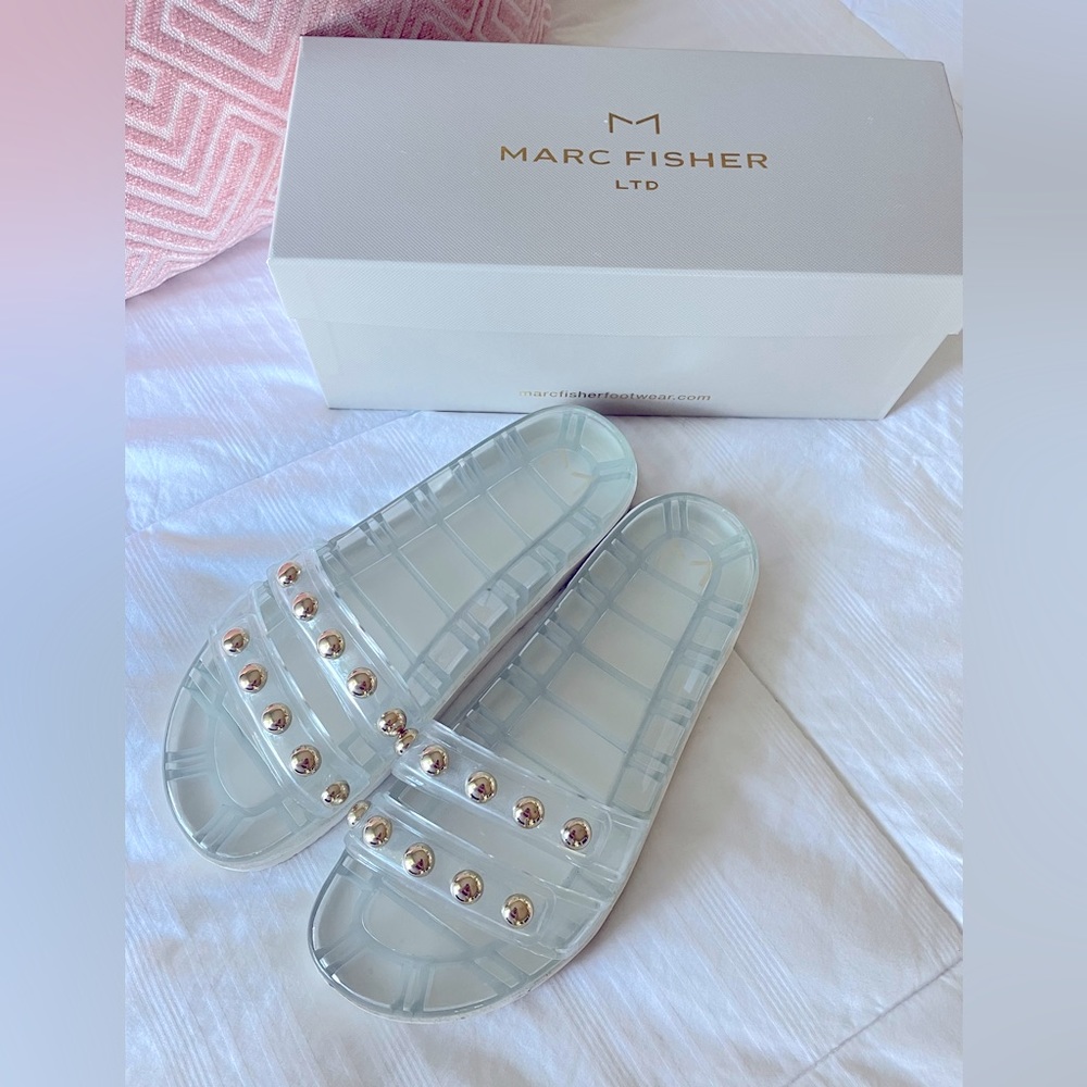 Marc Fisher trent jelly slides